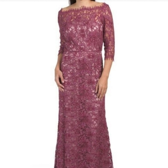 JS COLLECTIONS Boat Neck Lace Column Dress Gown Mauve Size 6 - Picture 2 of 11
